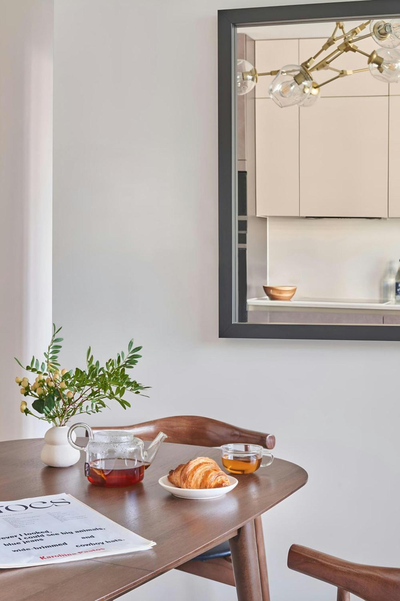 Sonder By Marriott Bonvoy Britain Quay Grand Canal Square 4*